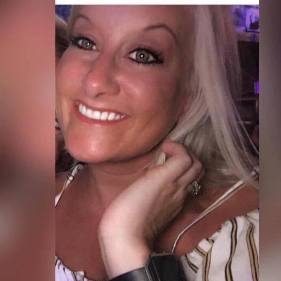 Meet your Posher, Ashley - Picture 1 of 1